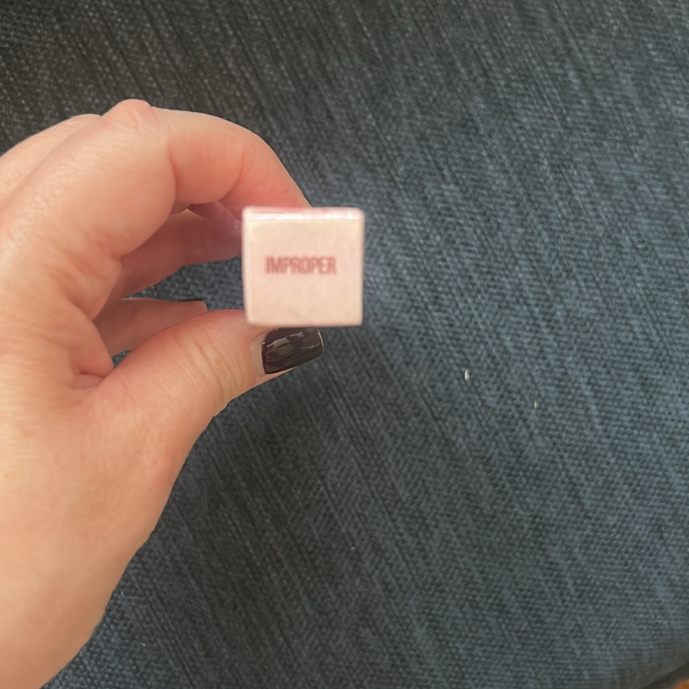 New Jeffree Star Lipgloss - Improper - Picture 6 of 7